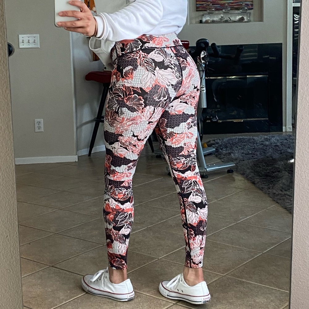 Lululemon wuder under leggings